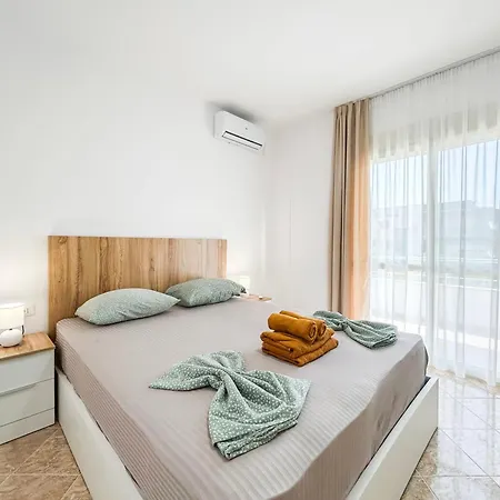 1 Bedroom 1070 * Durres