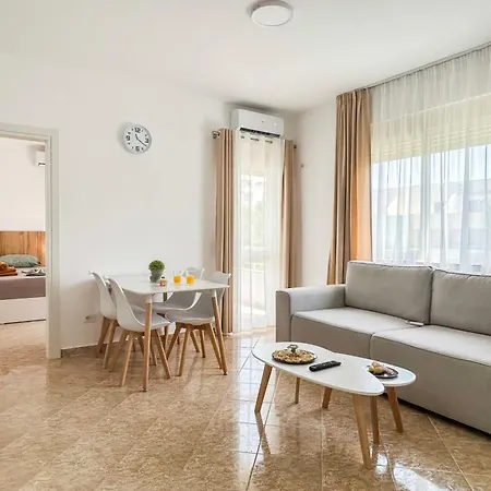 1 Bedroom 1070 * Durres
