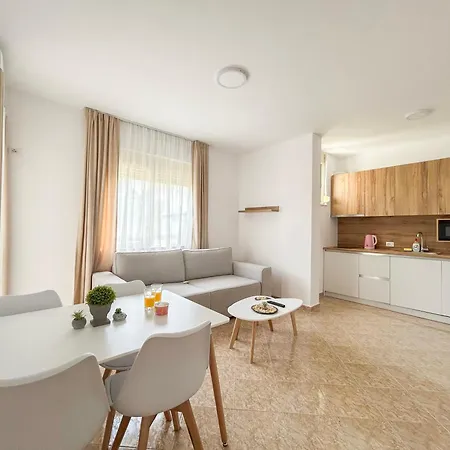 1 Bedroom 1070