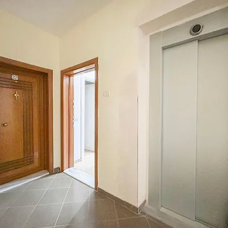 1 Bedroom 1070 Daire *