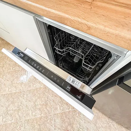 1 Bedroom 1070 Dıraç