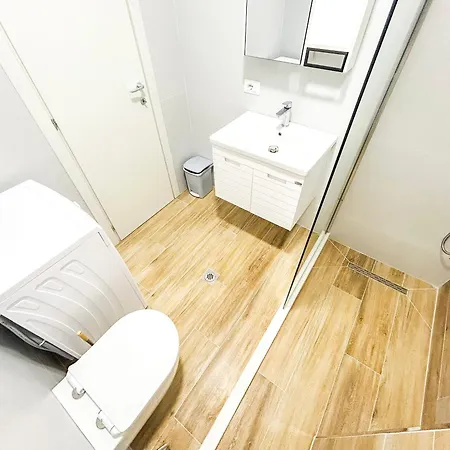 1 Bedroom 1070 Daire Dıraç