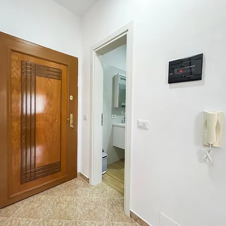1 Bedroom 1070 Daire Dıraç